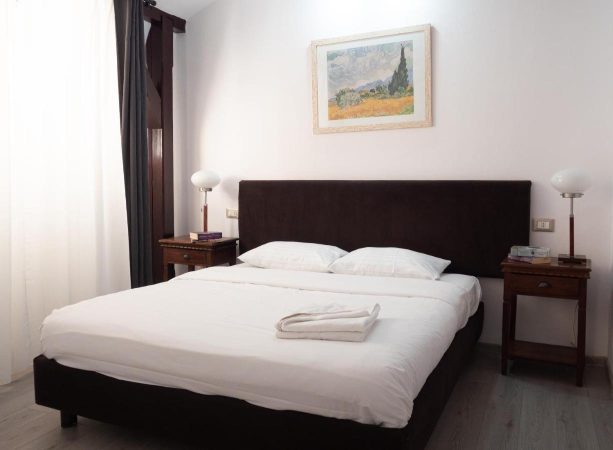 One Love Terrace Apartment Bucureşti Ngoại thất bức ảnh