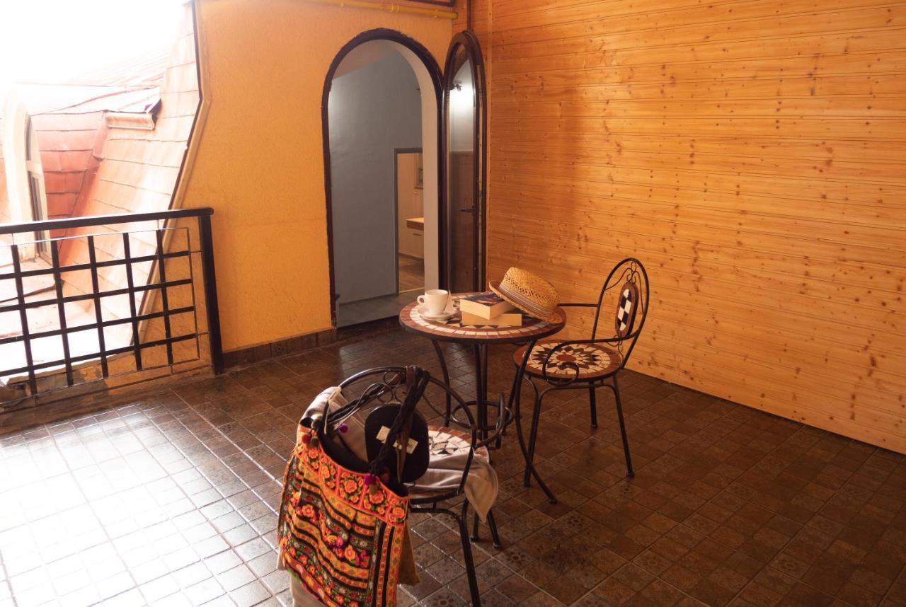 One Love Terrace Apartment Bucureşti Ngoại thất bức ảnh