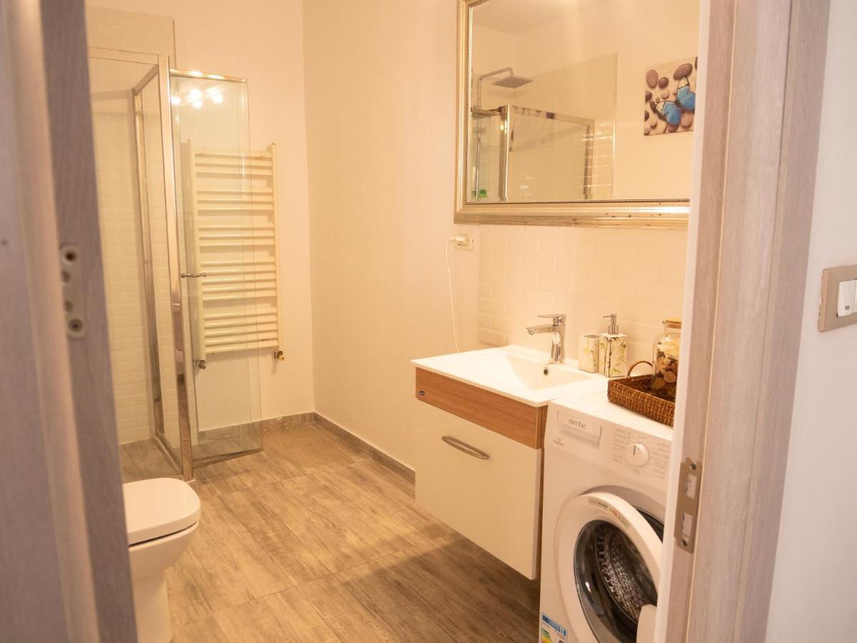 One Love Terrace Apartment Bucureşti Ngoại thất bức ảnh